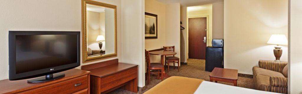 Comfort Inn & Suites Brevard Exterior photo